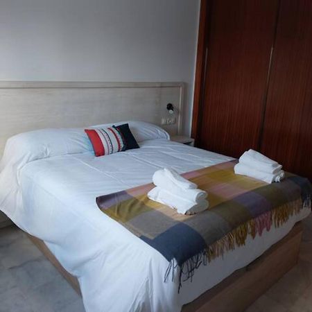 Ijd Apartaments 6 Parking Gratis Y Piscina Bormujos Bagian luar foto